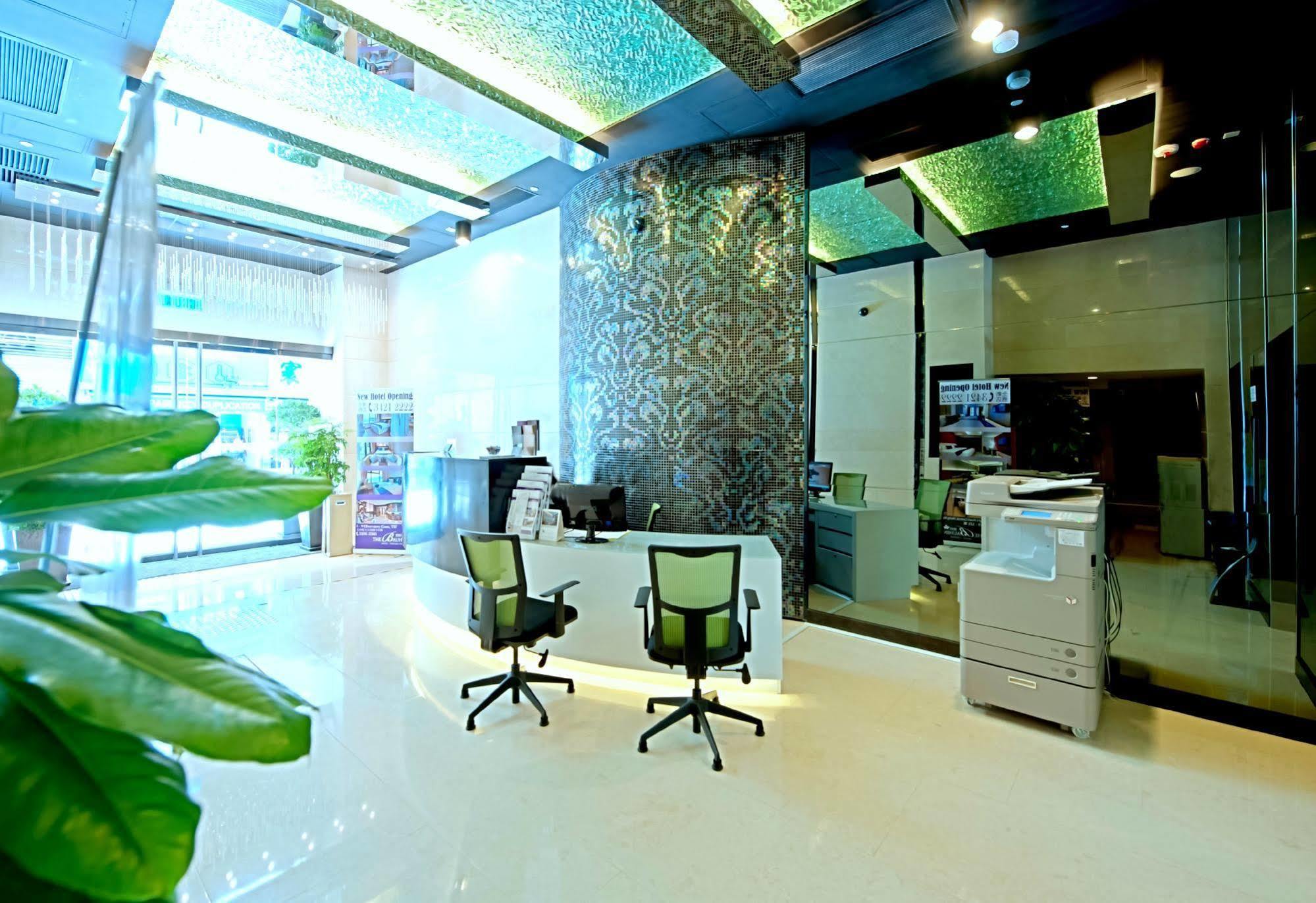 The Bauhinia Hotel - Central Hongkong Exteriör bild