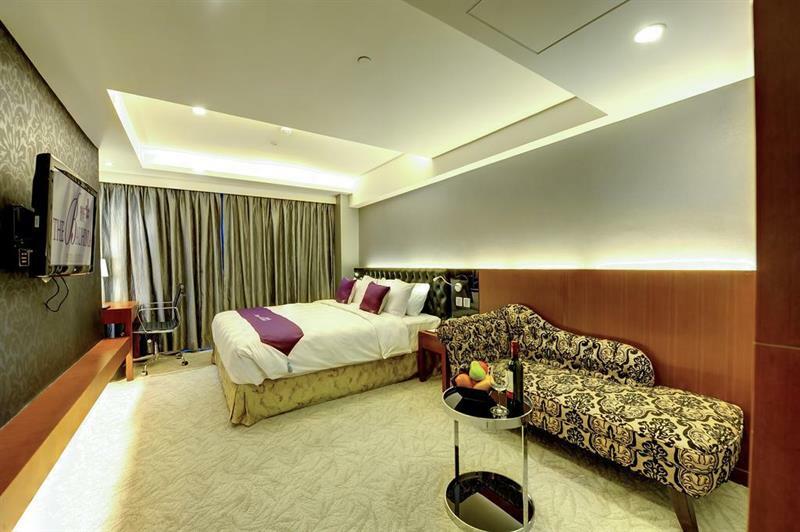 The Bauhinia Hotel - Central Hongkong Exteriör bild